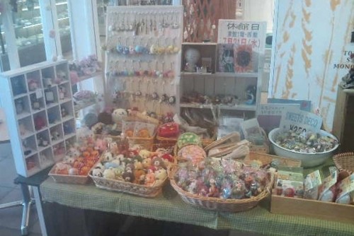 雑貨マルシェと手づくり市 開催中