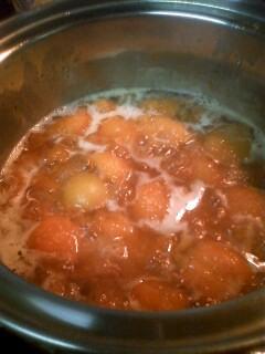 グツグツ煮ましょう～♪