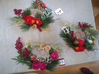 今日の「りずむdeハンド」オシャレしめ飾り♪