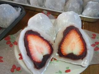 昨日はイチゴ大福祭り(笑)&入荷商品♪