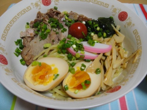 つけ麺って、美味しいんだよねぇ～(￣～￣)  ♪♪。