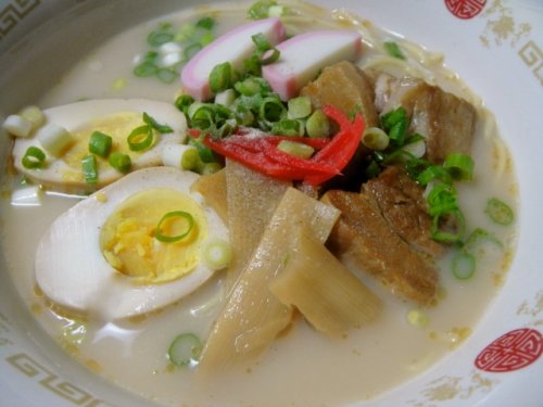 頂きました♪♪ 博多ラーメンと伊予製麺さん(*^~^*)