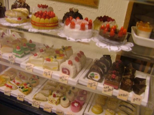 ケーキ屋さんオープン