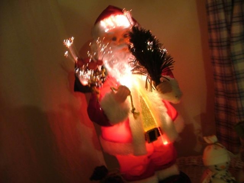 HO　HO　HO～♪と歌いだす～