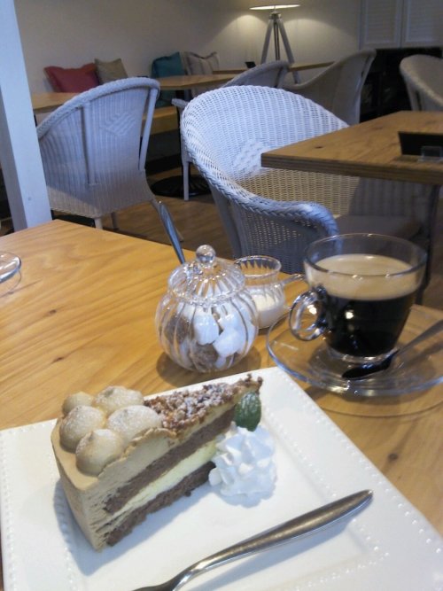 初!カフェROWA