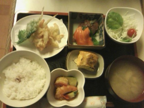 カフェトライハート金曜日のランチ。