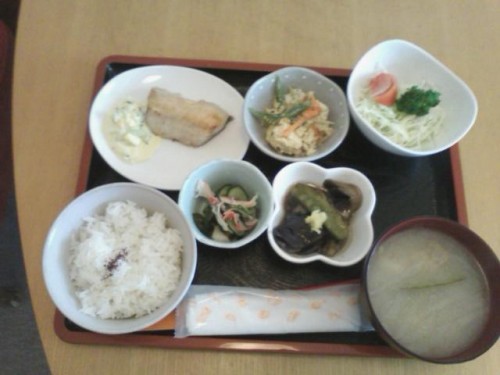 カフェトライハート火曜日のランチ。