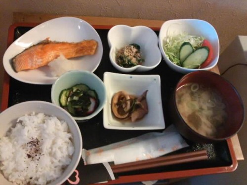 カフェトライハート月曜日のランチ。