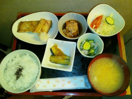 カフェトライハート水曜日のランチ。