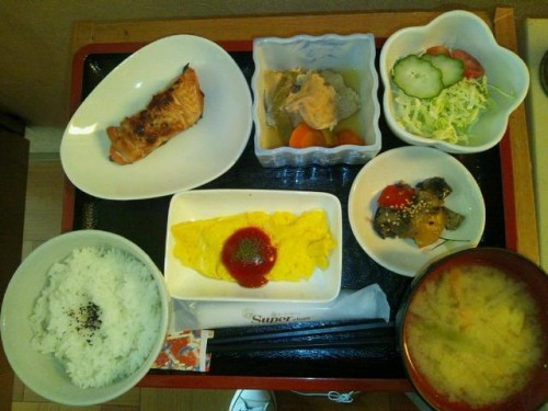 カフェトライハート火曜日のランチ。