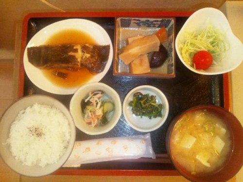 カフェトライハート火曜日のランチ。