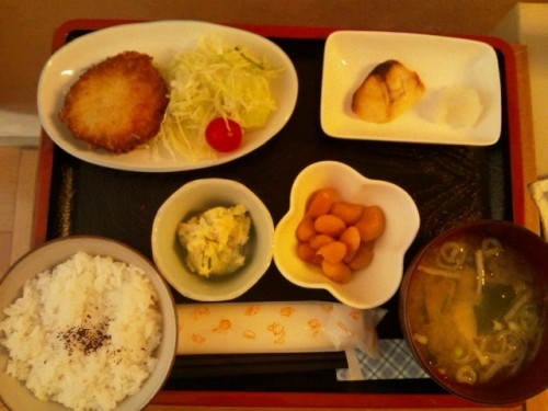 カフェトライハート月曜日のランチ。