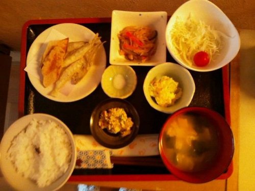 カフェトライハート火曜日のランチ。