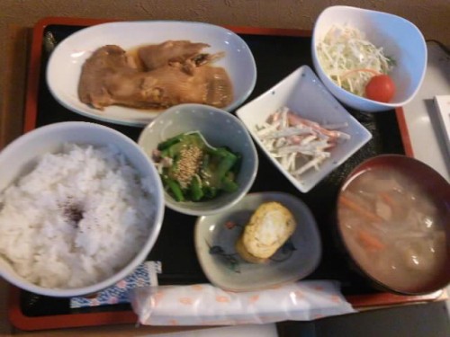 カフェトライハート月曜日のランチ。