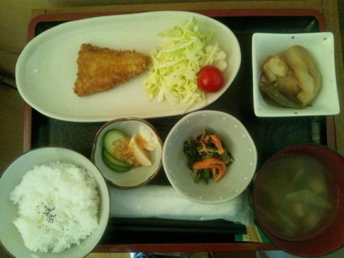 カフェトライハート月曜日のランチ。