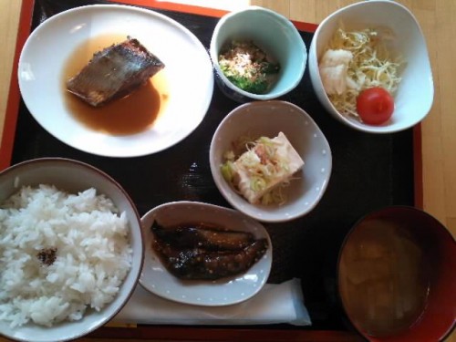 カフェトライハート火曜日のランチ。