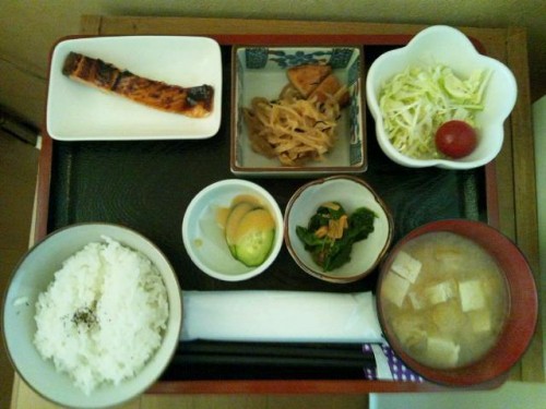 カフェトライハート月曜日のランチ。