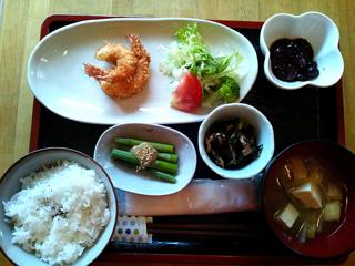 カフェトライハート金曜日のランチ。