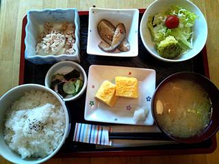 カフェトライハート火曜日のランチ。