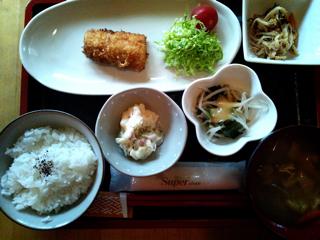 カフェトライハート木曜日のランチ。