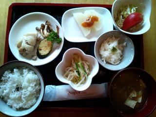 カフェトライハート火曜日のランチ。