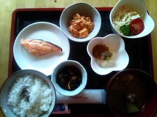 カフェトライハート金曜日のランチ。