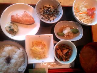 カフェトライハート金曜日のランチ。