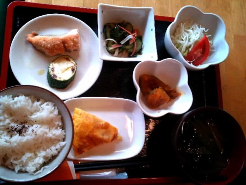 カフェトライハート金曜日のランチ。