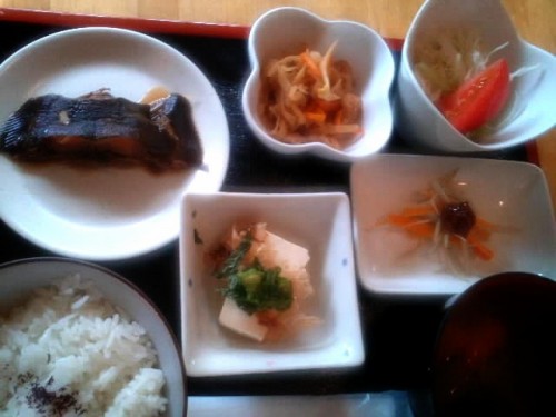 カフェトライハート水曜日のランチ。とお知らせ。