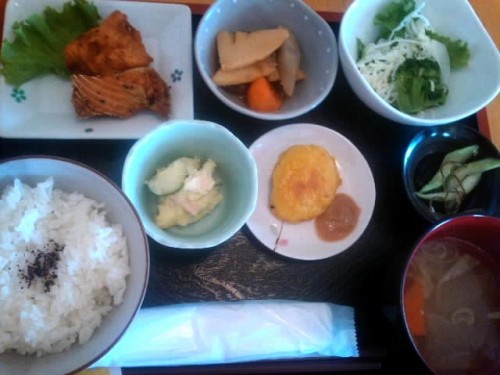 カフェトライハート金曜日のランチ。