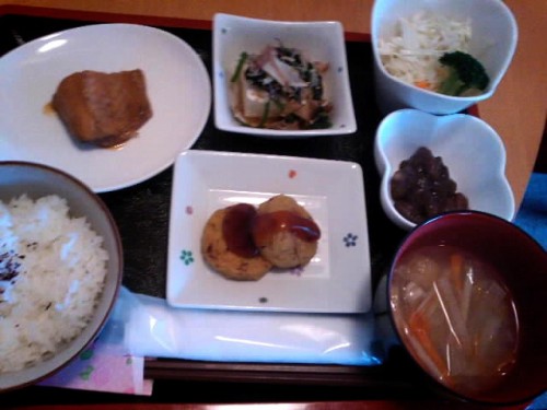 カフェトライハート火曜日のランチ。