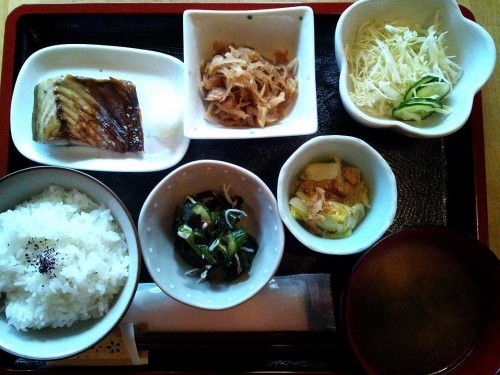 カフェトライハート月曜日のランチ。(っ´∀`c)