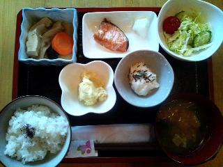 カフェトライハート火曜日のランチ。