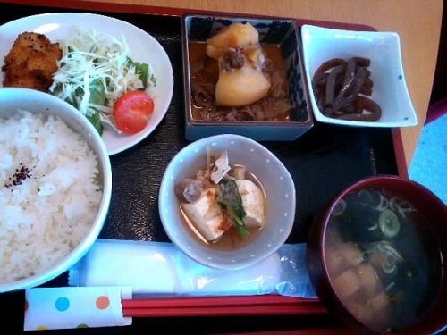 カフェトライハート水曜日のランチ。( ・∀・ )ゞ