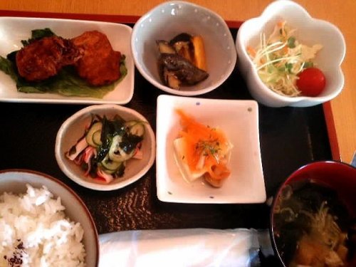 カフェトライハート火曜日のランチ。