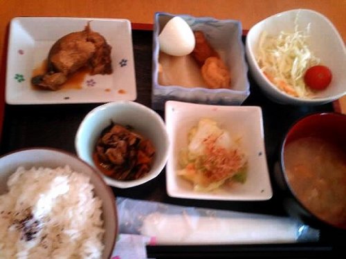 カフェトライハート月曜日のランチ。(*^^)