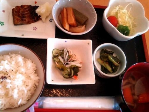 カフェトライハート月曜日のランチ(*^_^*)