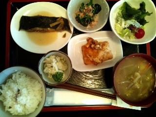 カフェトライハート木曜日のランチと音更店カフェはーとの営業時間について