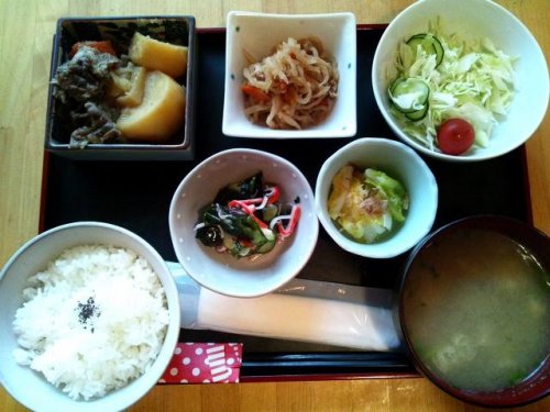 カフェトライハート木曜日のランチ\(^-^ )