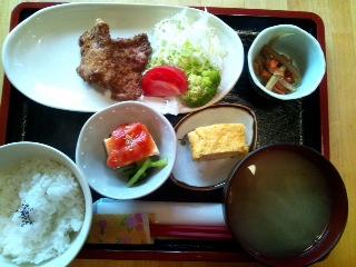 カフェトライハート火曜日のランチ。o(*^^*)o