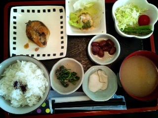 カフェトライハート月曜日のランチ♪( ・∀・ )ゞ