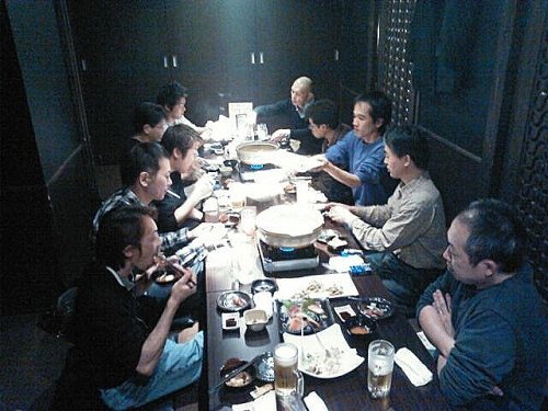 オヤジ達が街に集結!