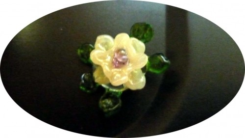 とんぼ玉　花びら