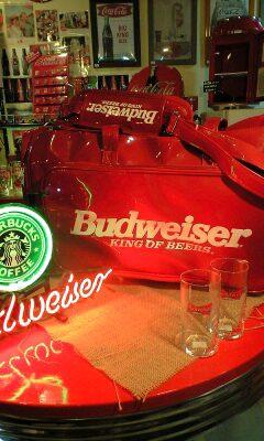 ★[入荷!]バドワイザー、エナメルボストンバッグ★