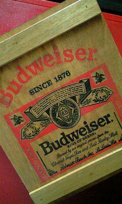 ★Budweiser木製壁掛けボックス★