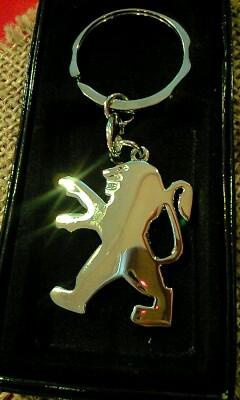 ★[入荷!]Peugeotキーホルダー★