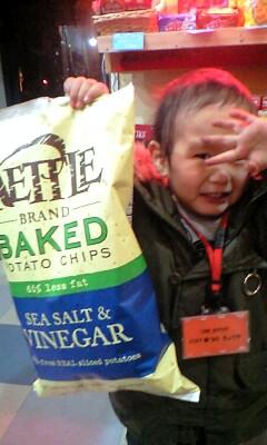 ★KETTLE☆ベイクドポテトチップ☆シーソルト＆ビネガー★