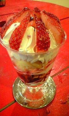 ★☆テイクアウトパフェ『ＢｅｒｒｙＲｕｂｙ』☆★