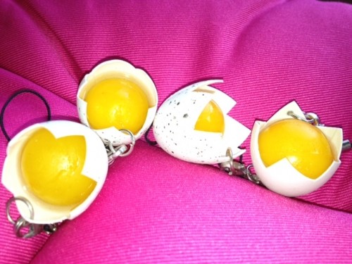 ♪[入荷!]うずらのたまごストラップ♪゛