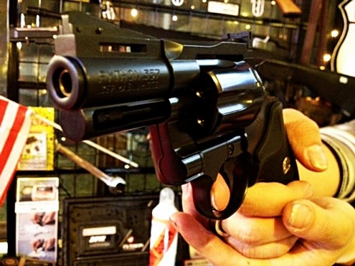 ♪[入荷!]TOKYO MARUI COLT PYTHON♪゛
